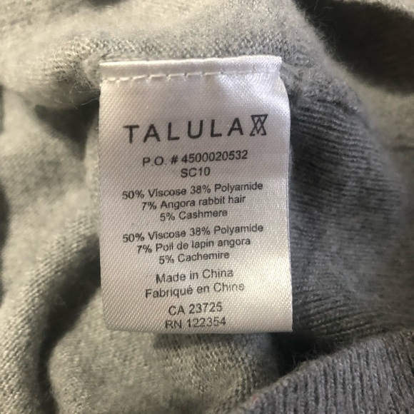 ARITZIA TALULA Cashmere Blend Scoop Neck Sweater in Grey - Picture 5 of 6